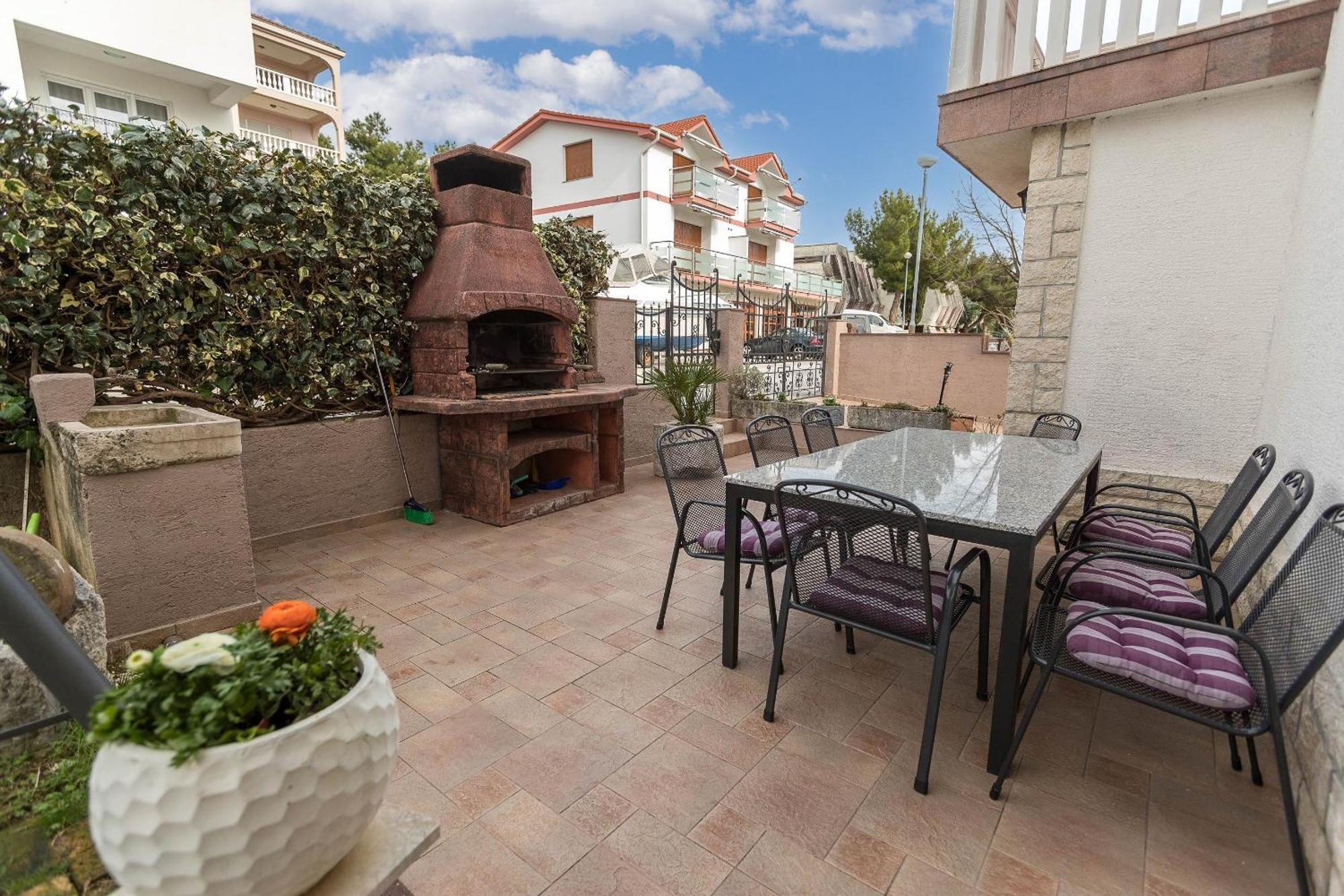 Apartments Karmen 1 Crikvenica Buitenkant foto