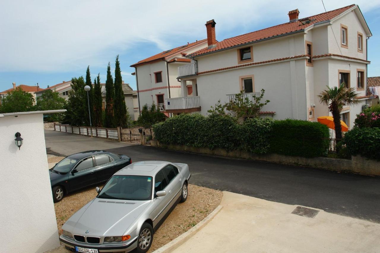 Apartments Karmen 1 Crikvenica Buitenkant foto